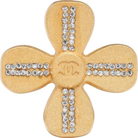 vestiaire collective chanel brooch|women's Chanel brooch.